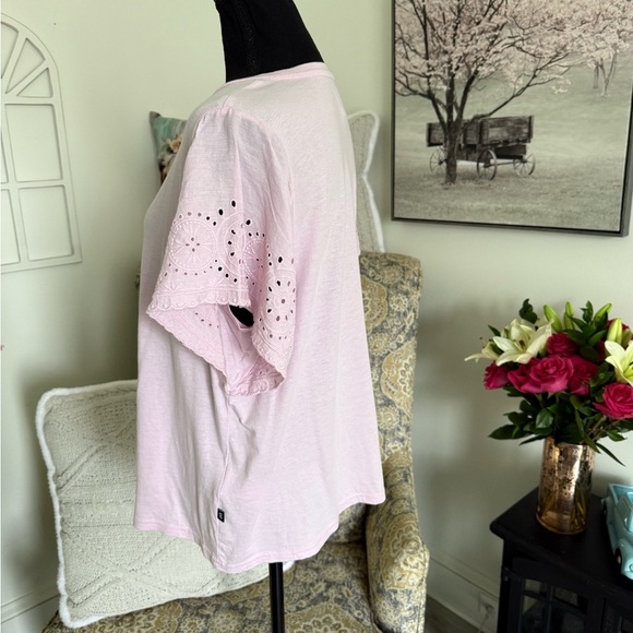 GAP Pink Short Sleeve Relaxed T-Shirt - Picture 5 of 7